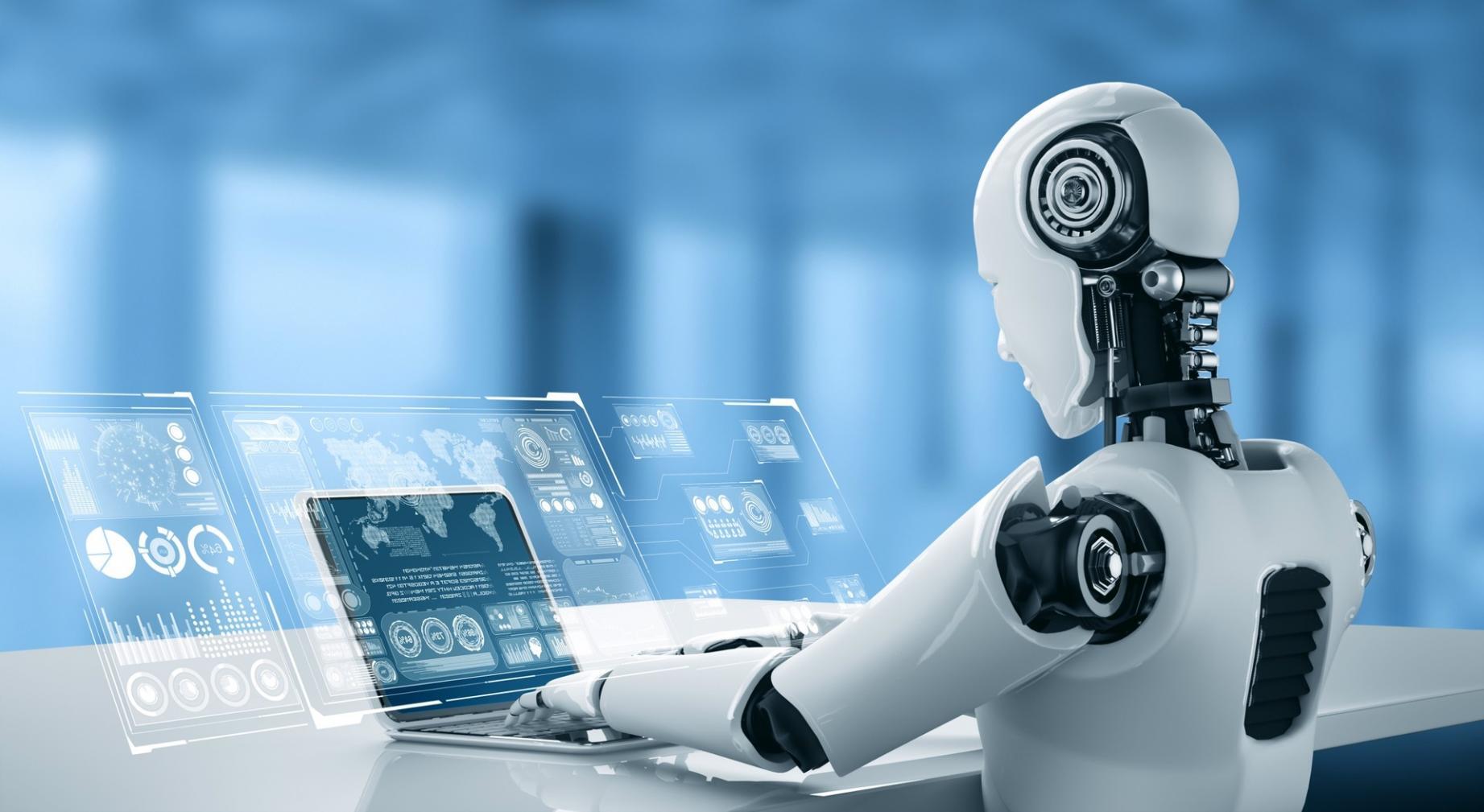 Workshop-Teilnehmer arbeiten konzentriert an VR-Projekten mit individueller Geschwindigkeit